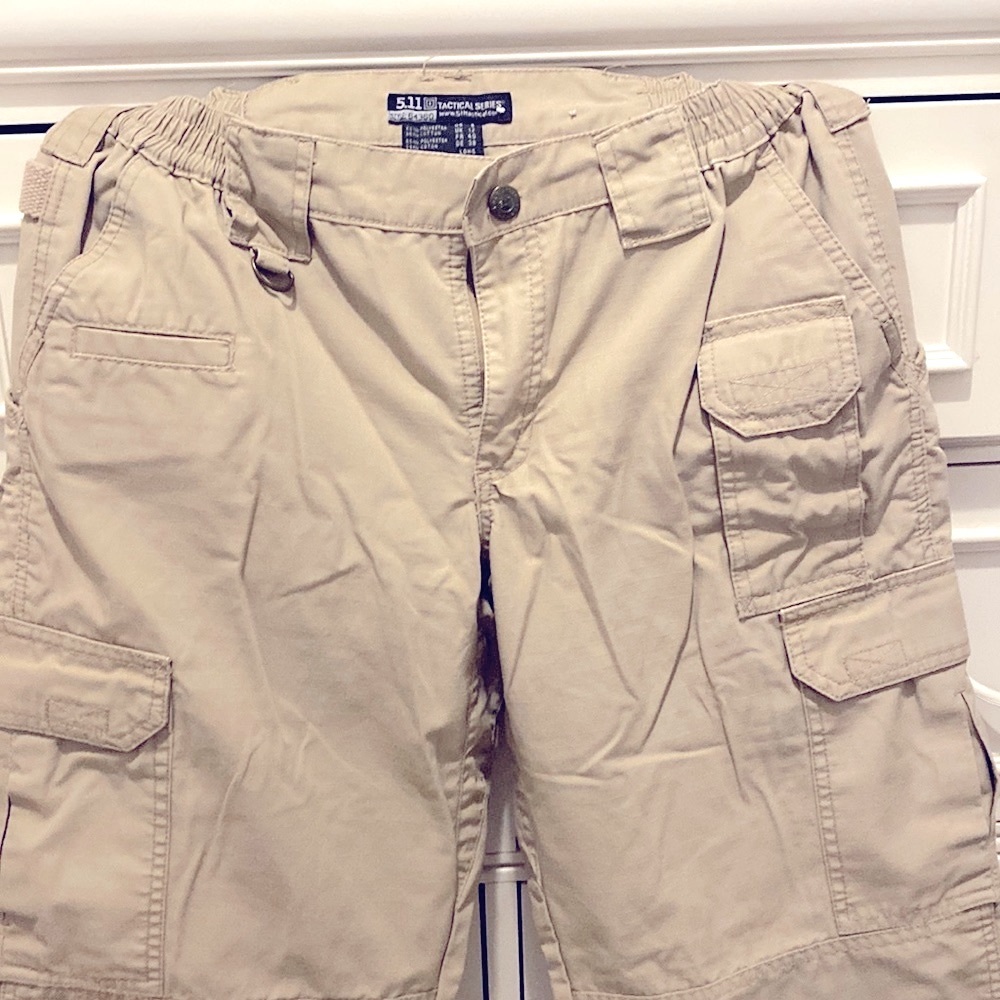 Almost new, 5.11 women’s lightweight cargo pants, khaki color